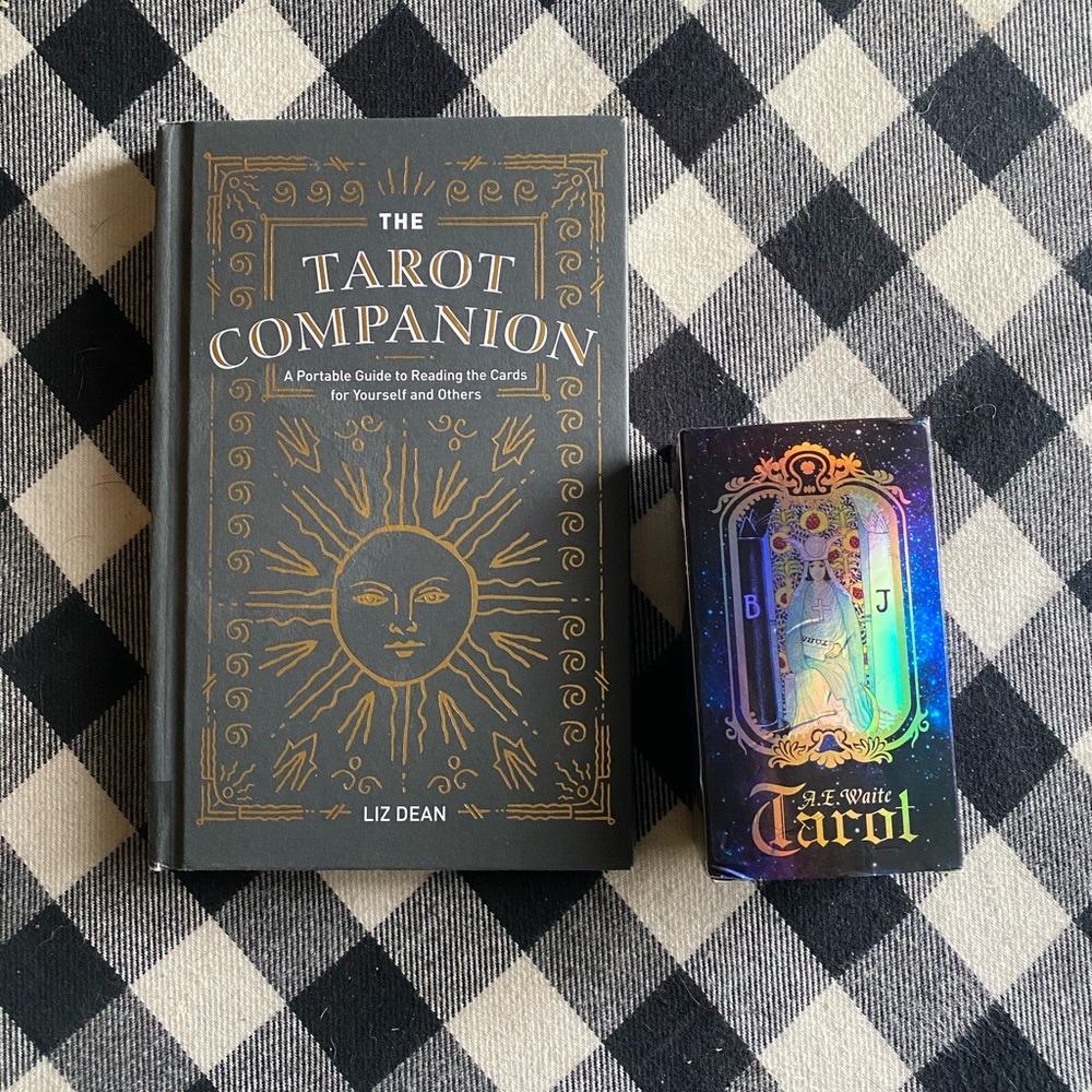 The Tarot Companion by Liz Dean with deck of Tarot cards